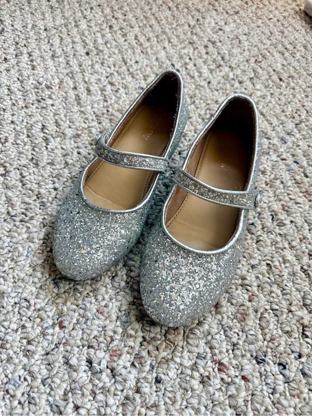 J.Crew Factory Girls Size 2 Silver Glitter Mary Jane Shoes